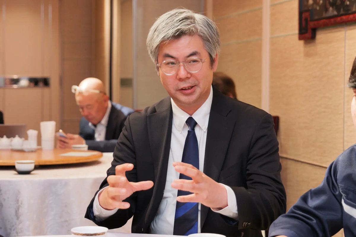 矢野氏